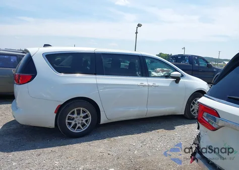 2023 Chrysler Voyager Lx из США, поврежденный, VIN 2C4RC1CG9PR548558